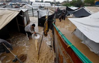 منظمات طبية: الشتاء ومنع دخول الأدوية يسرعان انتشار الأوبئة في غزة