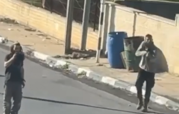 إصابة شاب في هجوم للمستوطنين شرق رام الله