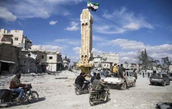 6 شهداء و21 إصابة جراء انفجار بمسجد في حمص