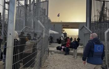 الإعلام الحكومي: 275 مسافرًا عبر معبر رفح منذ بداية فبراير