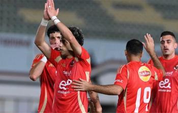 الأهلي يقترب من ضم لاعبين واعدين في صفقتي موسم