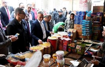 حملة رقابية ميدانية لضبط الأسعار في أسواق القطاع