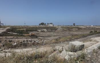 بلدية غزة تُجهّز مكاناً لفرز النفايات للحد من تكدّسها وانتشار القوارض الضارة