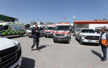 مغادرة 98 مريضًا ومرافقيهم عبر معبر رفح