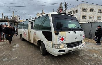 بالأسماء.. الاحتلال يفرج عن 15 أسيرًا من قطاع غزة