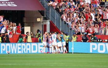 فرحة منتخب كرواتيا بهدف المباراة الوحيد
