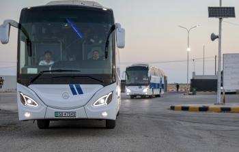 عودة 53 مريضًا أنهوا علاجهم في الأردن إلى قطاع غزة