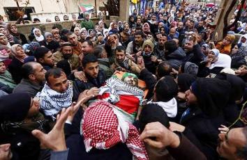 جانب من عملية التشييع