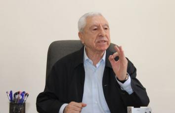 الأمين العام للجبهة الديمقراطية لتحرير فلسطين نايف حواتمة