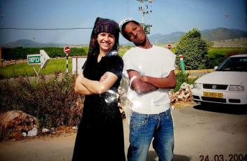 الإسرائيلي المفقود آبراهام مانغيستو (29 عامًا) (يمين)