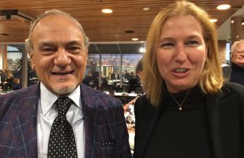 تركي الفيصل مع الوزيرة الإسرائيلية السابقة تسيبي ليفني