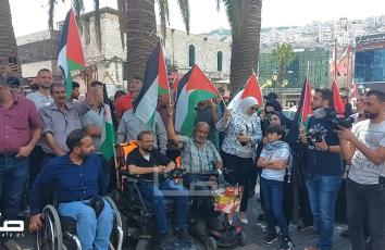 وقفة ومسيرة في مدينة نابلس تضامنًا مع غزة وتنديدًا بالعدوان الاسرائيلي