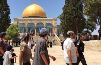 اقتحام الأقصى