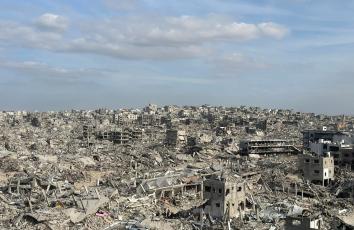 بعد وقف إطلاق النار.. أهالي غزة بين مأساة الواقع والتطلع لغدٍ أفضل