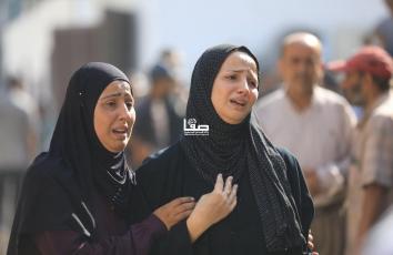 وداع شهداء من مستشفى الشفاء ارتقوا إثر القصف الإسرائيلي المتواصل على قطاع غزة