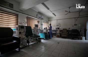 توقف قسم أمراض الكلى عن العمل داخل مستشفى الشفاء في مدينة غزة بسبب نفاد الوقود