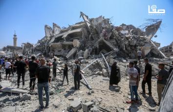 تدمير برج مشتهى غرب مدينة غزة