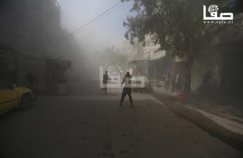 استهداف بيت في مخيم الشاطئ غرب مدينة غزة