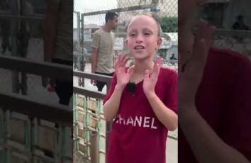 "أمي استشهدت قبل أسبوع".. طفلة تعبر عن فرحتها الممزوجة بالألم بعد التوصل لاتفاق يُنهي الحرب على غزة