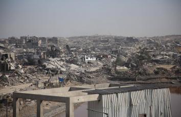 دمار كبير خلفه جيش الاحتلال في محيط بركة الشيخ رضوان شمالي مدينة غزة