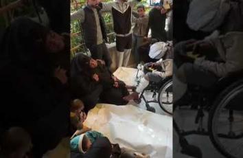 تشييع جثماني شقيقين اللذين استشهدا بنيران مسيّرة إسرائيلية في بني سهيلا شرقي خان يونس جنوبي قطاع غزة