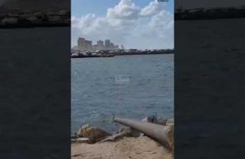 أمطار غزيرة ورياح شديدة بمدينة غزة في ظل معاناة النازحين بالخيام