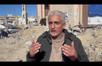 اتحاد الموظفين العرب يعلن "نزاع العمل" خلال وقفة احتجاجية ضد فصل الموظفين الذين سافروا خلال الحرب