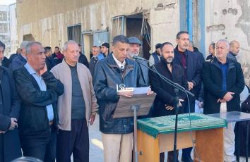 اتحاد الموظفين العرب ينظم مؤتمراً احتجاجاً على فصل الأونروا ما يقارب 600 موظف دون وجه حق