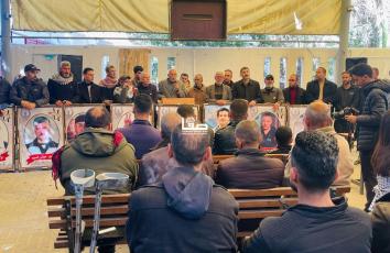 وقفة تضامنية أمام مقر الصليب الأحمر بغزة دعمًا للأسرى في سجون الاحتلال الإسرائيلي