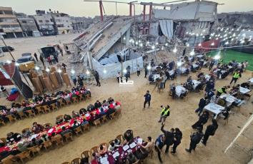 إفطار جماعي في مدينة خانيونس جنوبي قطاع غزة أول أيام شهر رمضان المبارك