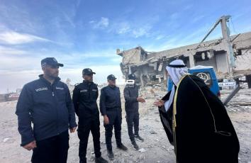 عشائر ووجهاء يقدّمون واجب العزاء لشرطة غزة باستشهاد ضباط جرّاء قصف الاحتلال مركز شرطة الشيخ رضوان