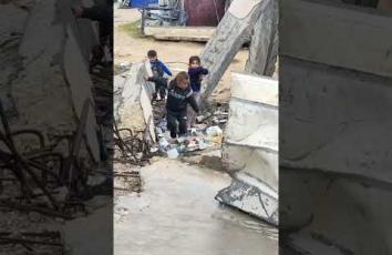 غرق مخيم للنازحين شمال غزة بفعل المنخفض الجوي الأخير