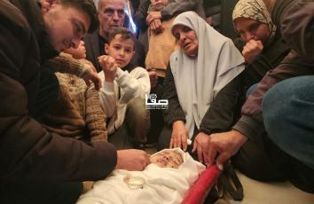 وداع الطفلة الشهيدة جوليا أحمد القدرة (4 سنوات) في خان يونس