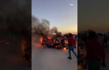 من مكان استشهاد الزميل الصحفي محمد وشاح الذي استهدفت طائرات الاحتلال مركبته غربي مدينة غزة