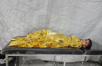 شهيد و10 مصابين بقصف إسرائيلي على خيام النازحين في مواصي مدينة خان يونس جنوبي قطاع غزة