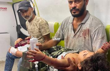 شهيدان ومصابون معظمهم من الأطفال بقصف إسرائيلي مركز للايواء في جباليا شمالي قطاع غزة