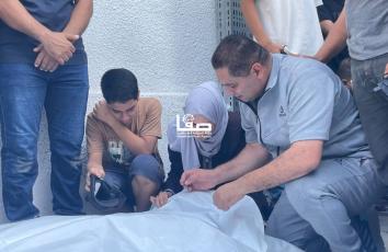 تشييع جثامين 5 شهداء بينهم 3 أطفال جراء قصف طائرات الاحتلال الإسرائيلي شقة سكنية مقابل سويدي النصر غربي مدينة غزة
