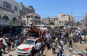 تشييع جثامين ورفات 112 شهيدًا من ضحايا مجزرة حي الصبرة بمدينة غزة