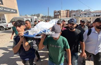 تشييع جثمان الطفل محمد سيف الدين الشخريت (8 سنوات)، الذي ارتقى برصاص الاحتلال في مواصي رفح جنوبي غزة أمس