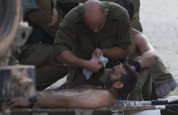 أحد جنود الاحتلال المصابين