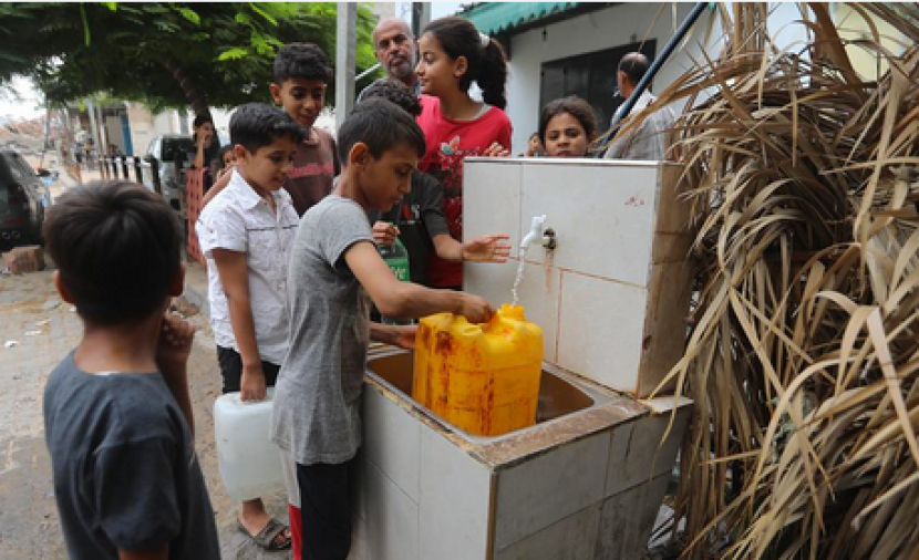 أطباء بلا حدود: "إسرائيل" تتعمد حرمان قطاع غزة من المياه