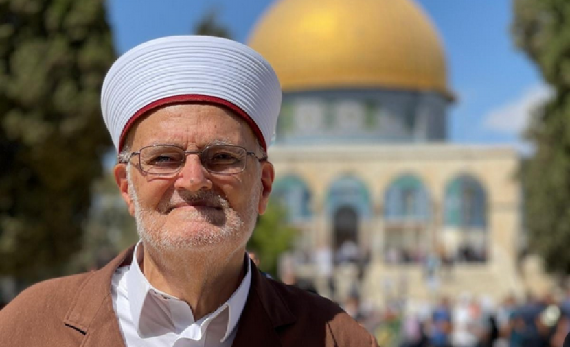 عكرمة صبري يستنكر قرار الاحتلال بمنعه من دخول الأقصى