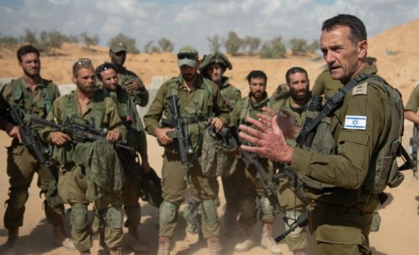 لأول مرة منذ الهدنة.. جيش الاحتلال يعلن موجة هجمات على عمق لبنان