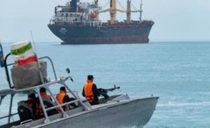 إيران: 52 سفينة تكسر الحصار الأميركي خلال 72 ساعة