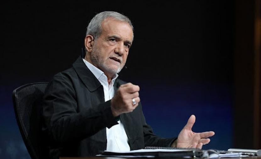 الرئيس الإيراني: مستعدون للحوار ولن نستسلم