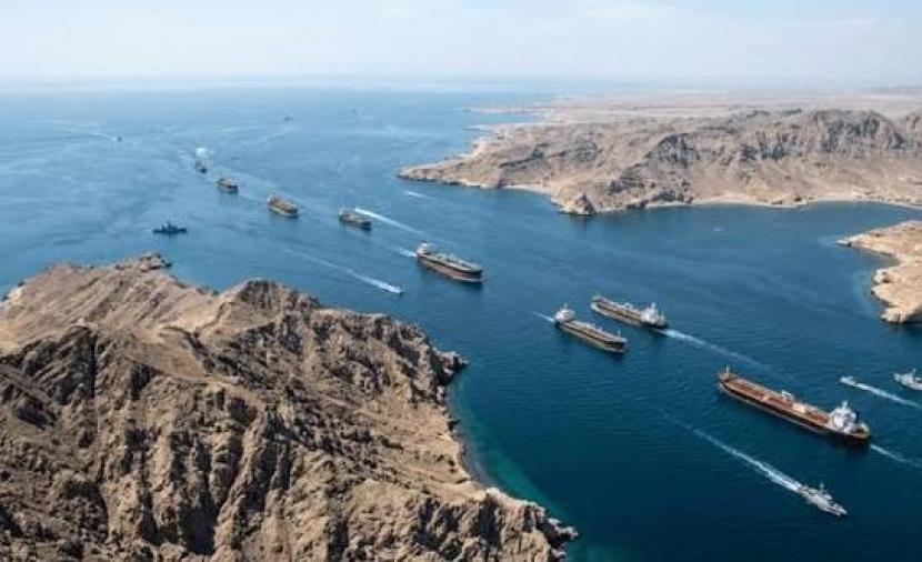 الحرس الثوري: سياسات واشنطن و"إسرائيل" أقحمت الجوار في الصراعات