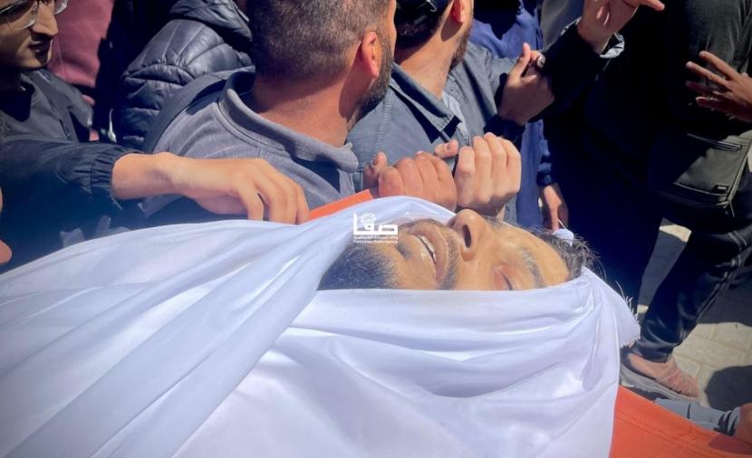 الرجوب يعزي خليل الحية باستشهاد نجله عزام في غزة