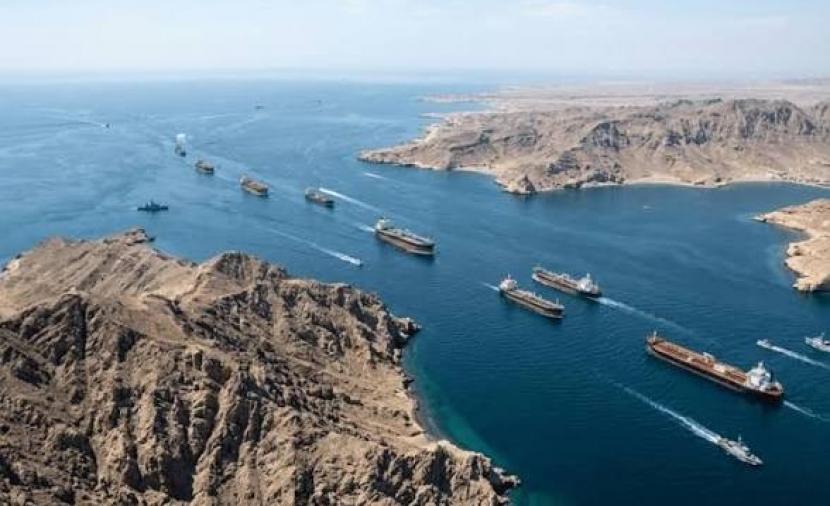 حركة الملاحة بمضيق هرمز تراجعت بنسبة تجاوزت 90‎%‎