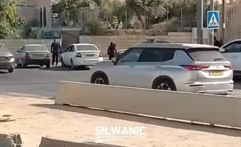 الاحتلال ينصب حاجزًا بسلوان ويُحرر مخالفات للمركبات