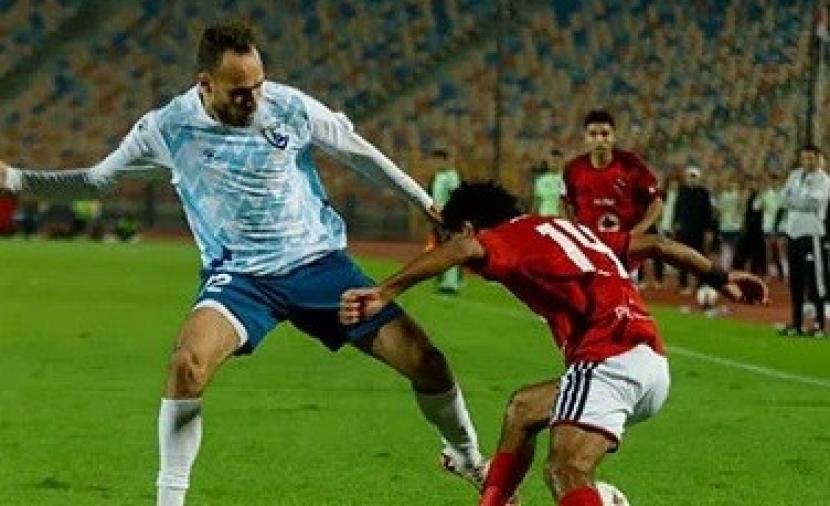 الأهلي يتعادل مع القناة في مباراة مثيرة بالدوري المصري